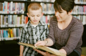 Read more about the article Wie du mit deinen Kindern Lesegewohnheiten entwickeln kannst
